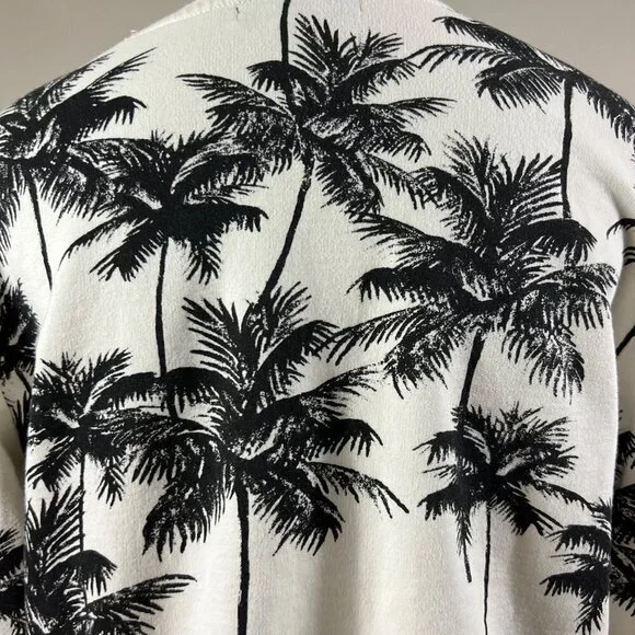 Forever 21 Sweatshirt Palm Print Black & White Long Sleeves size Small - Picture 4 of 6